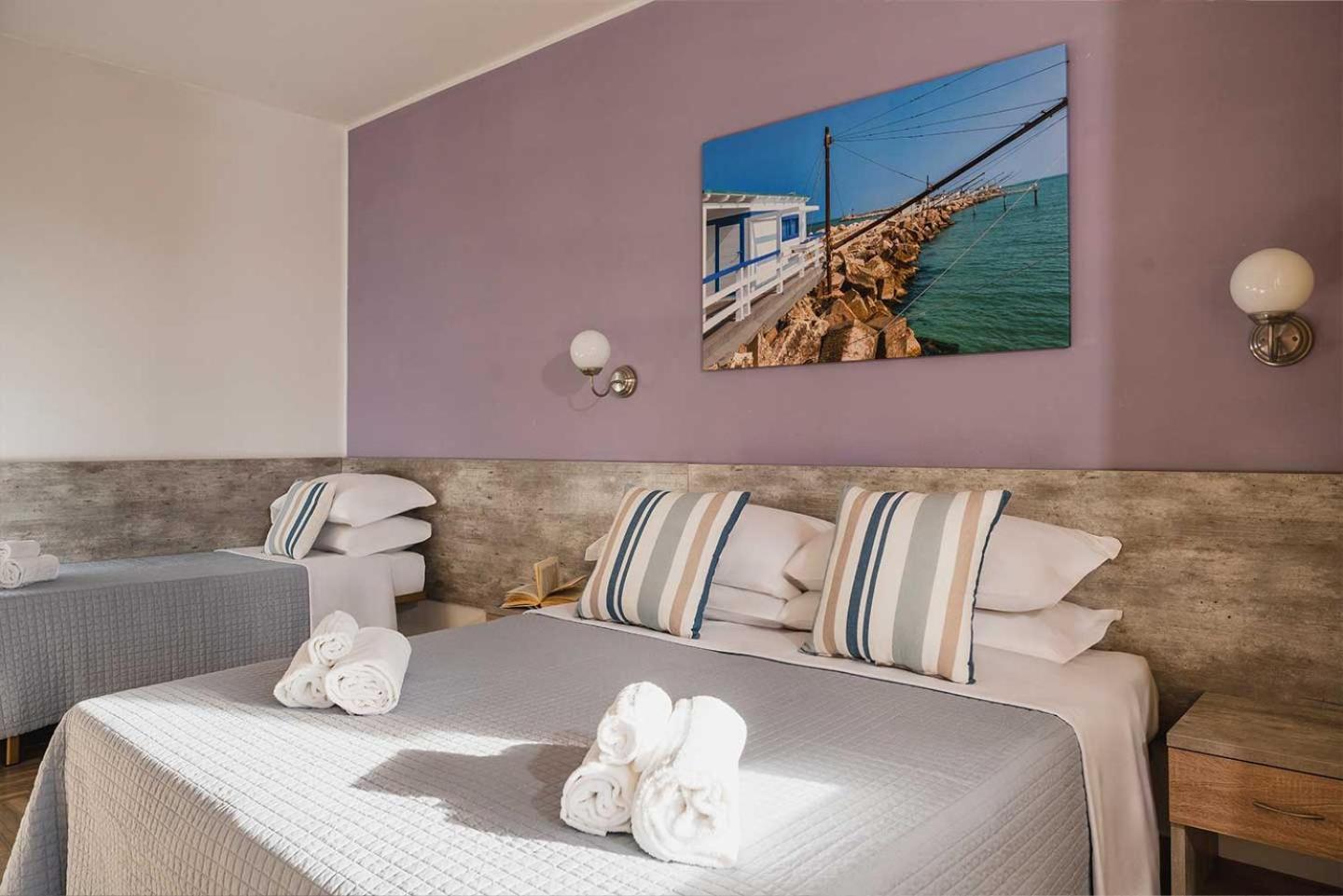 Hotel Club La Villa Martinsicuro Exteriör bild